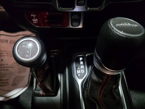 Used 2021 Jeep Gladiator Rubicon w/ LED Lighting Group image 32