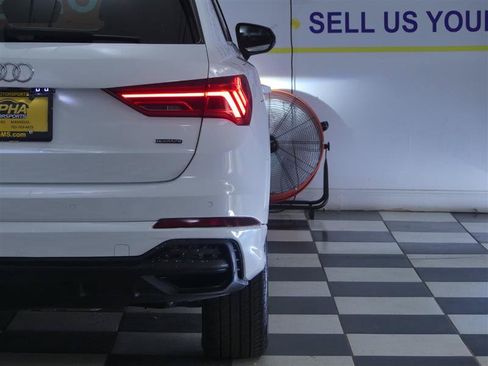 Used 2025 Audi Q3 2.0T Premium AWD/4WD image 30