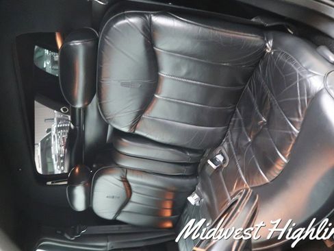 Used 1997 Lincoln Town Car Executive image 11