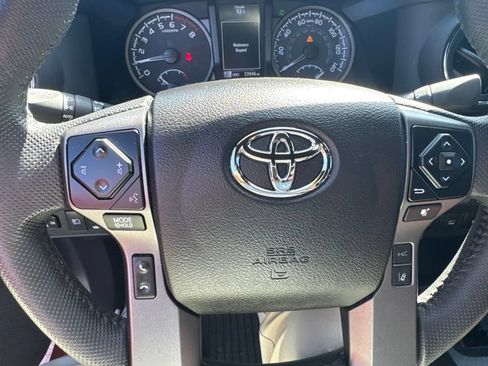 Used 2022 Toyota Tacoma TRD Sport w/ TRD Premium Sport Package RWD image 17