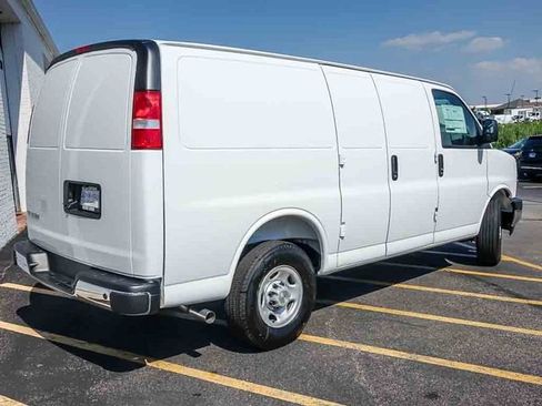 New 2026 Chevrolet Express 2500 w/ Communications Package RWD image 6