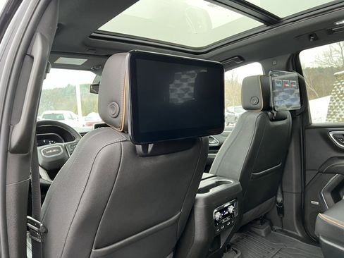 Used 2023 GMC Yukon AT4 w/ AT4 Premium Package image 37