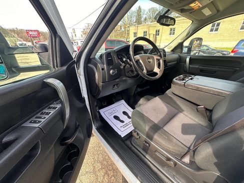 Used 2013 Chevrolet Silverado 2500 LT w/ Convenience Package image 12