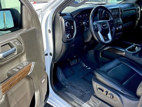 Used 2021 GMC Sierra 1500 Elevation w/ Preferred Package image 13