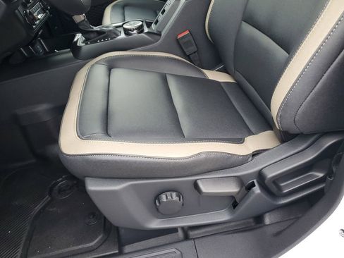 New 2025 Ford Bronco Big Bend image 12