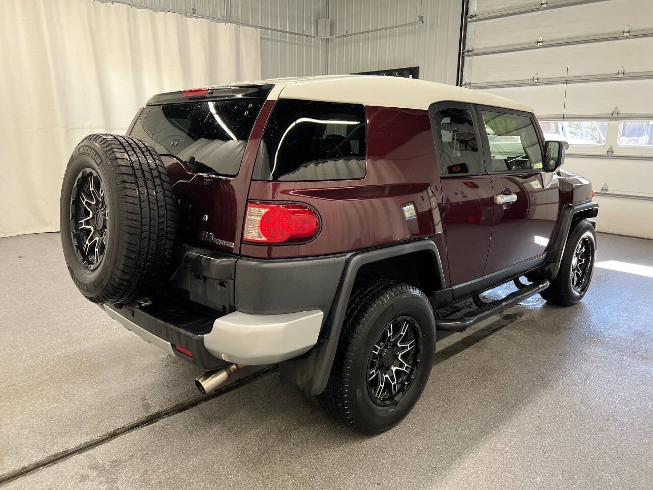 Used 2007 Toyota FJ Cruiser 4WD w/ Convenience Pkg image 4