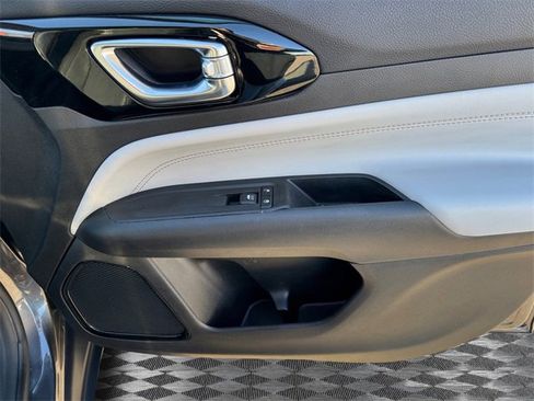 Used 2022 Jeep Compass Limited image 13