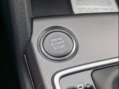 New 2026 Kia Sportage EX image 9