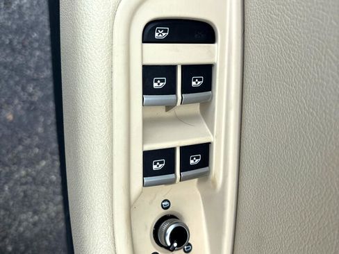 Used 2018 Audi A4 2.0T Premium w/ Convenience Package image 16