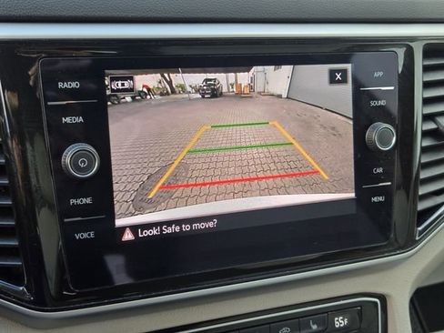 Used 2023 Volkswagen Atlas SE w/ Black Wheel Package image 19