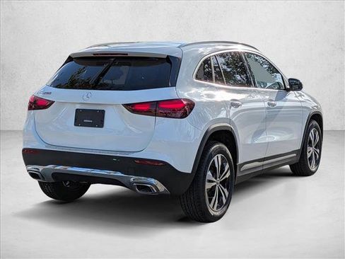 Used 2026 Mercedes-Benz GLA 250 image 2