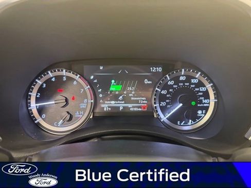 Used 2024 Toyota Highlander XSE FWD image 13