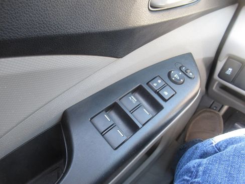 Used 2014 Honda CR-V LX image 21