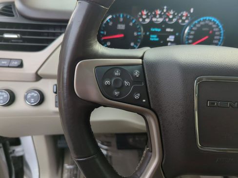 Used 2017 GMC Yukon Denali w/ Open Road Package image 16