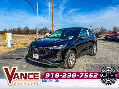 Used 2024 Ford Escape Active image 3