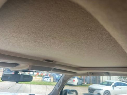 Used 2012 Toyota 4Runner SR5 w/ Convenience Pkg image 16