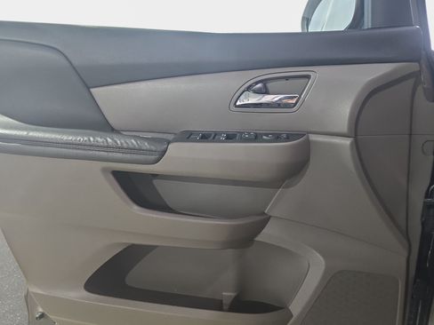 Used 2016 Honda Odyssey EX-L image 24