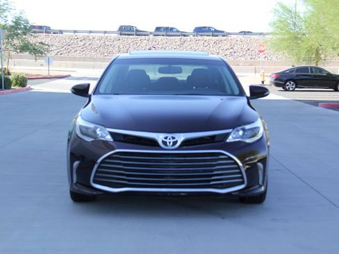Used 2016 Toyota Avalon XLE Premium FWD image 2
