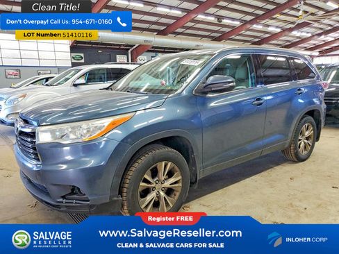 Used 2014 Toyota Highlander XLE AWD/4WD image 1
