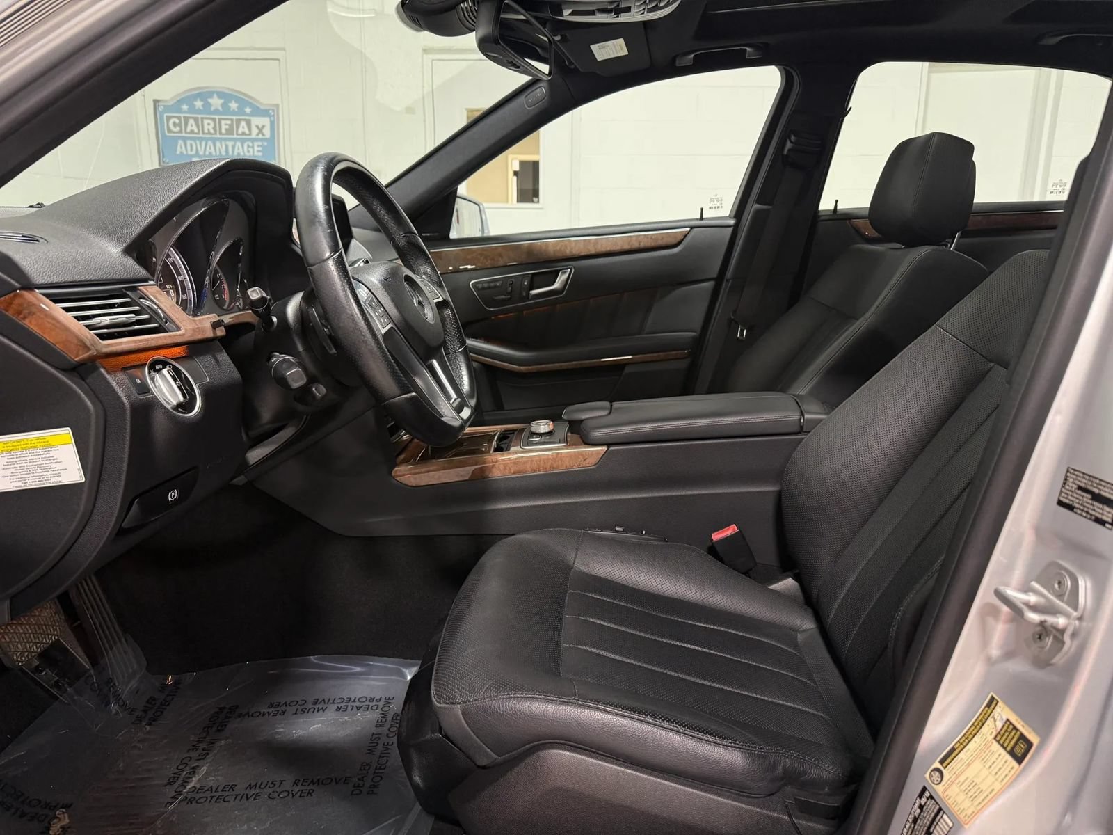 Used 2012 Mercedes-Benz E 550 4MATIC Sedan image 11