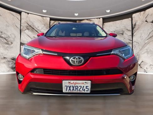 Used 2017 Toyota RAV4 XLE w/ Carpet Mat Package image 2