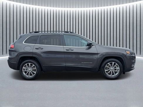 Used 2022 Jeep Cherokee Latitude Lux w/ Sun & Sound Group image 2