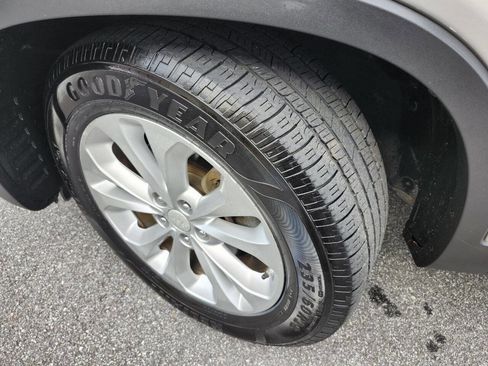 Used 2014 Kia Sorento EX w/ EX V6 Touring Package image 27