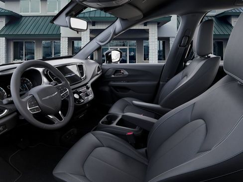 New 2026 Chrysler Voyager LX image 22