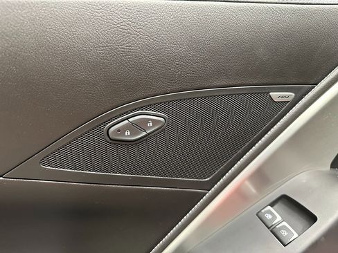 Used 2014 Chevrolet Corvette 1LT w/ Battery Protection Package image 20