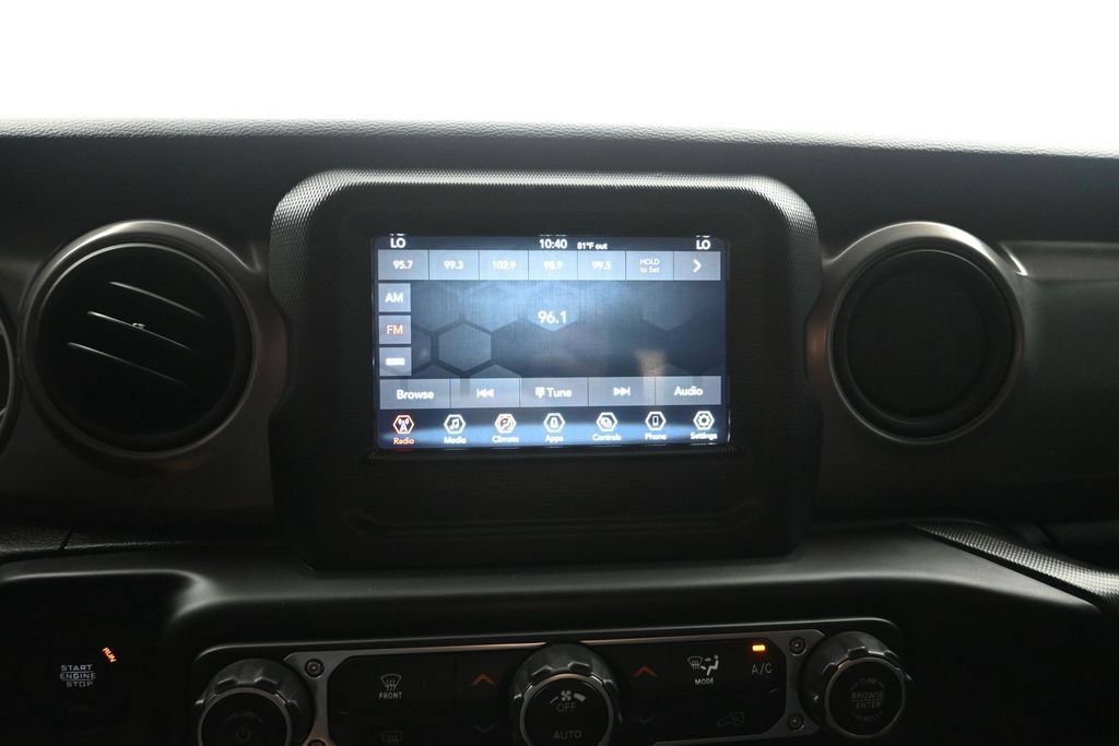 Used 2021 Jeep Wrangler Sport AWD/4WD image 15