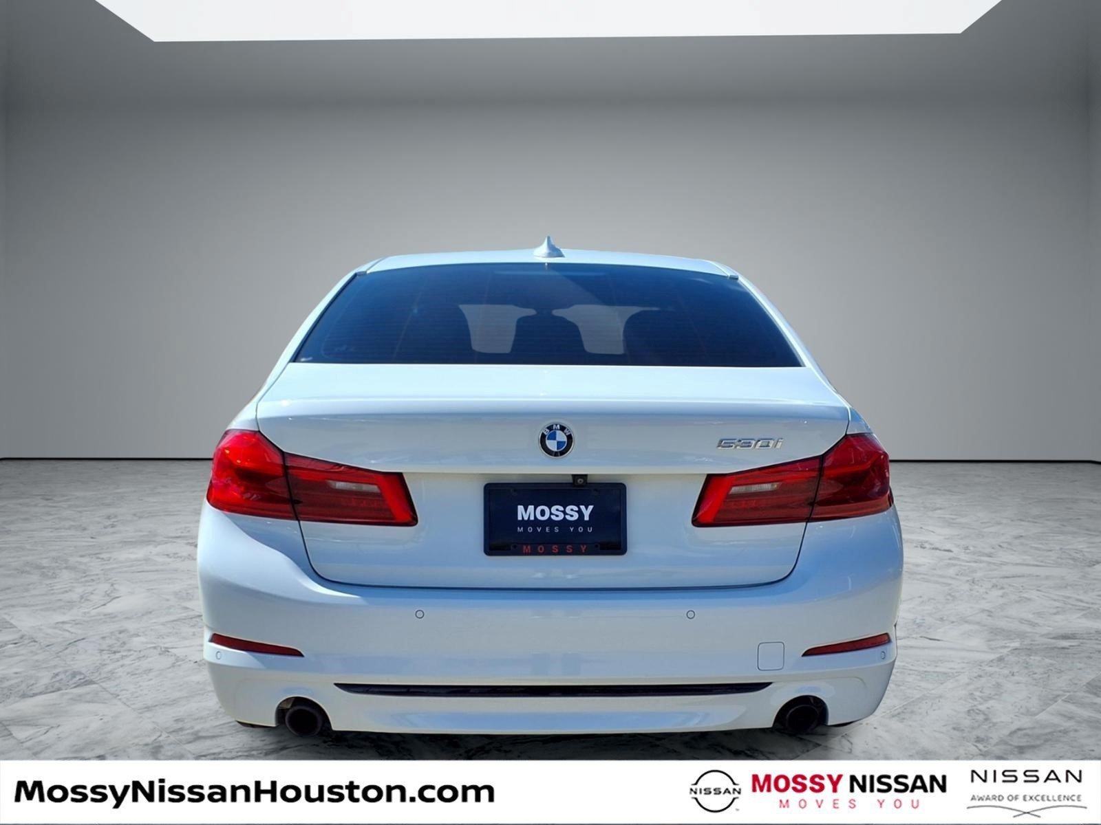 Used 2020 BMW 530i w/ Convenience Package RWD image 6
