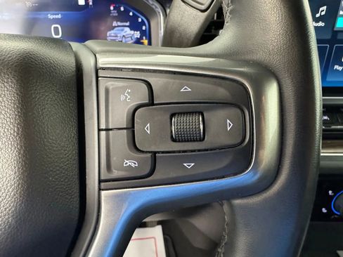 Used 2023 Chevrolet Silverado 1500 LT image 16