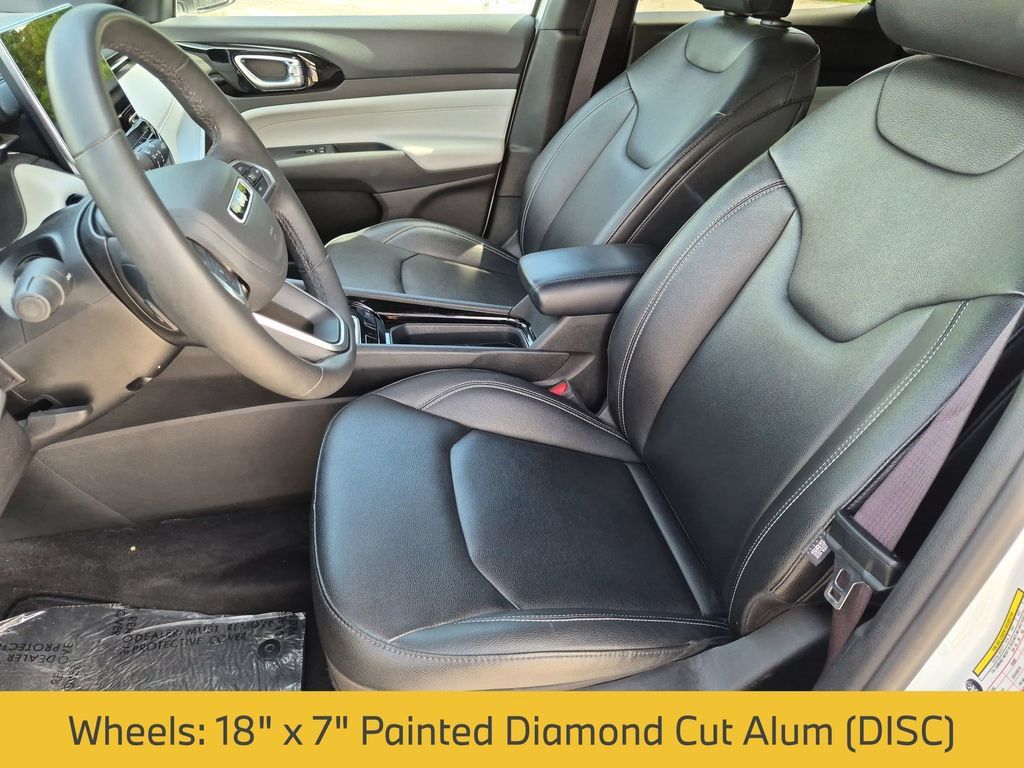 Used 2025 Jeep Compass Limited AWD/4WD image 17