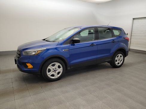 Used 2019 Ford Escape S FWD image 2