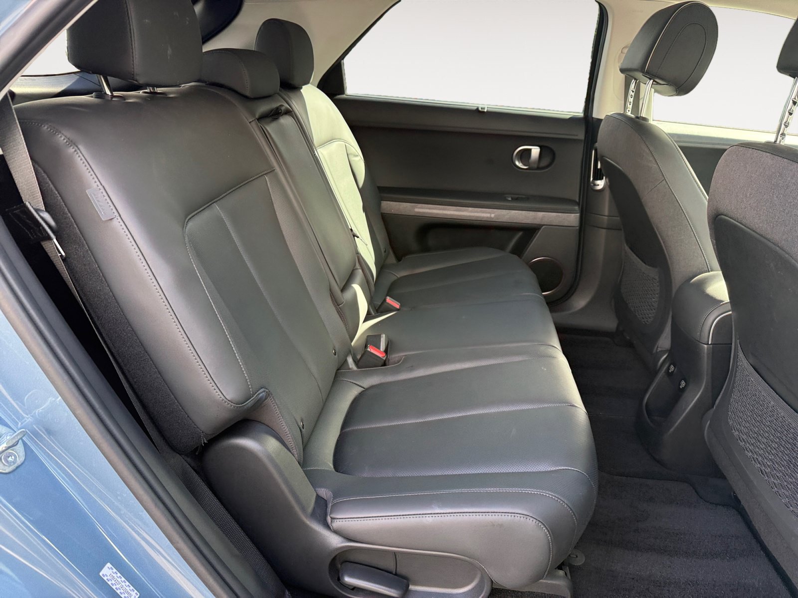 Used 2024 Hyundai Ioniq 5 Limited AWD/4WD image 18
