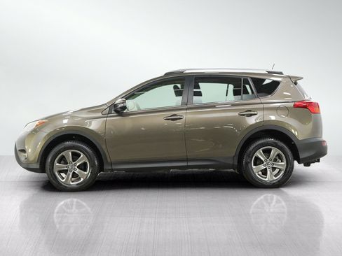Used 2015 Toyota RAV4 XLE AWD/4WD image 2