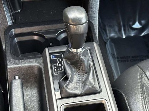 Used 2022 Toyota Tacoma TRD Sport w/ TRD Premium Sport Package image 14