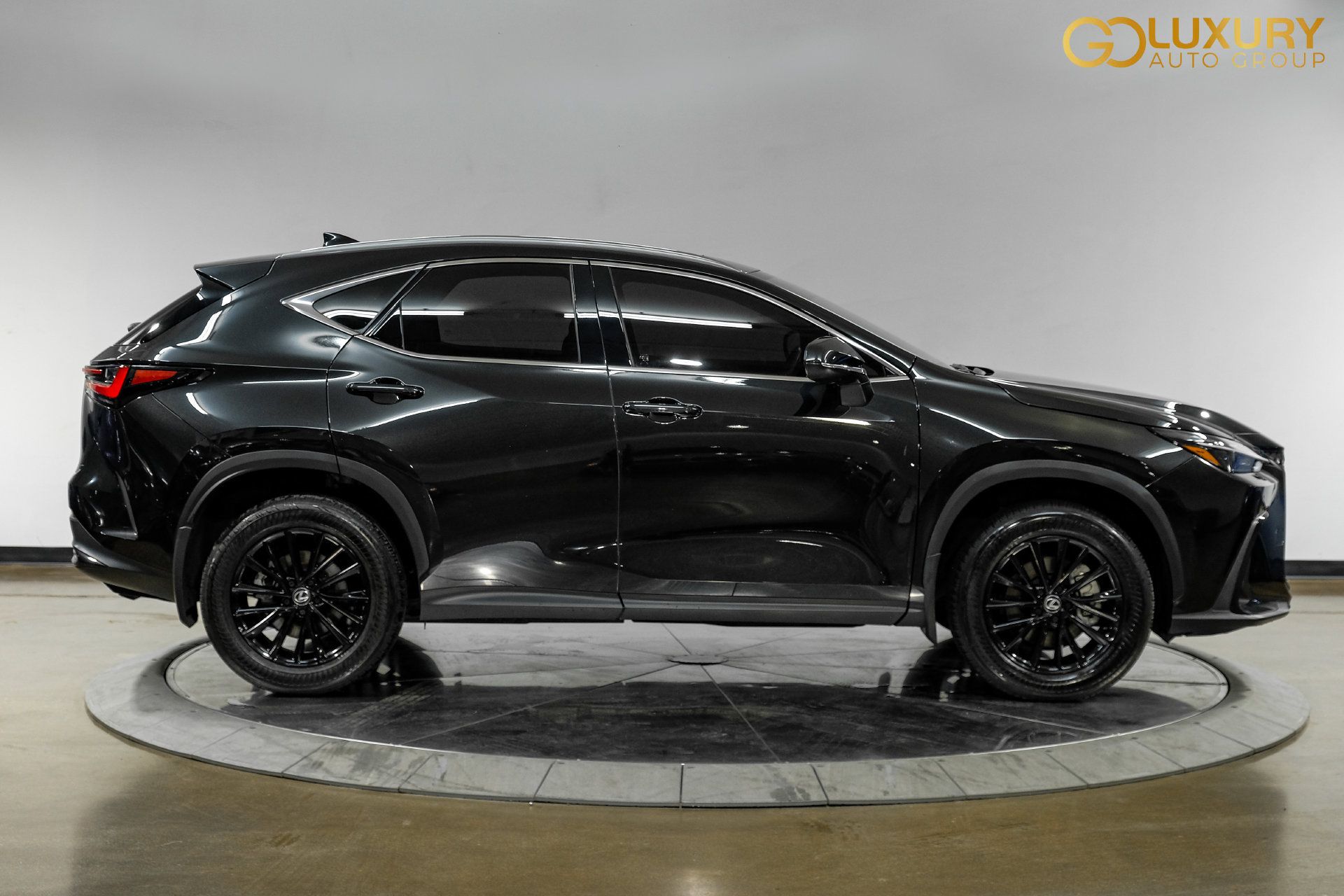 Used 2025 Lexus NX 250 FWD w/ Cold Area Package image 11