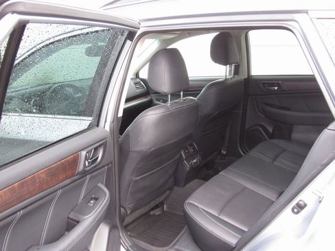 Used 2018 Subaru Outback 2.5i Limited w/ Popular Package #2 image 13