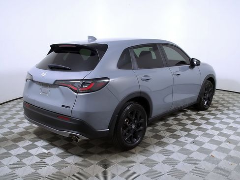 Used 2024 Honda HR-V Sport image 7
