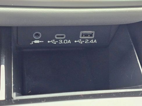 Used 2024 Subaru Legacy Premium image 25