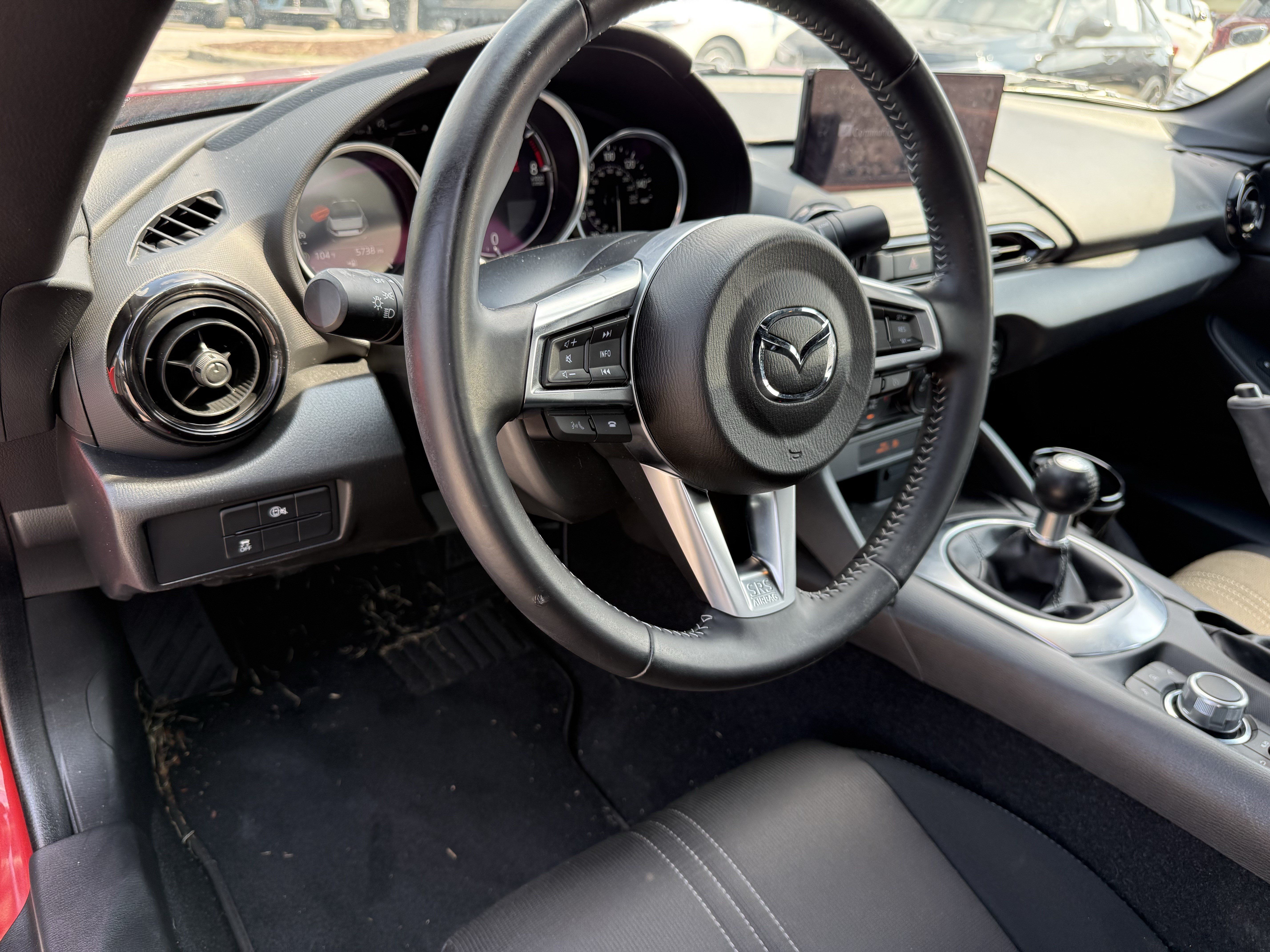 Used 2025 MAZDA MX-5 Miata Sport RWD image 13