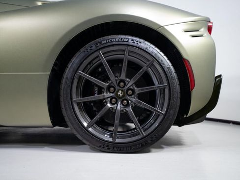 Used 2025 Ferrari SF90 Spider image 21