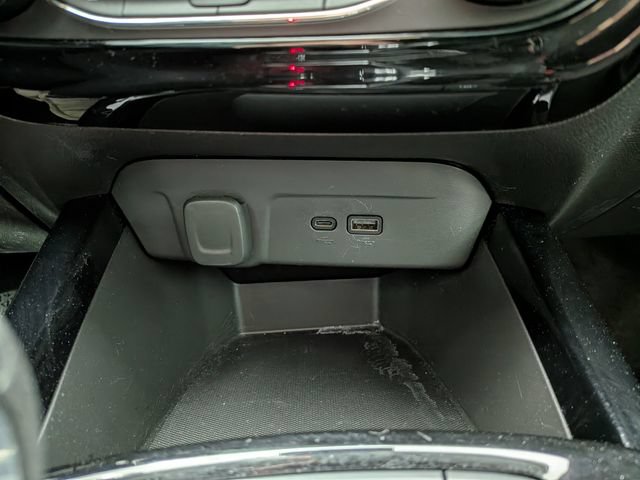 Used 2024 Chevrolet Trax ACTIV w/ Driver Confidence Package FWD image 9