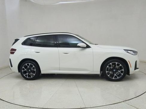 Used 2025 BMW X3 xDrive30i w/ Premium Package image 61