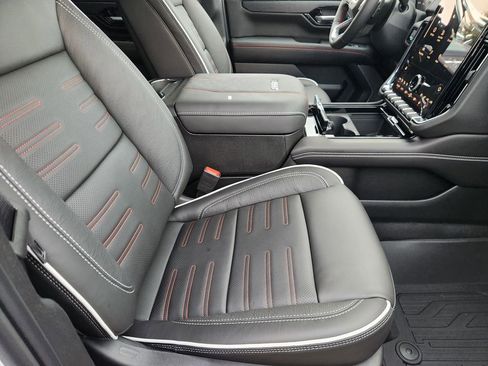 New 2026 GMC Yukon XL AT4 Ultimate w/ LPO, Floor Liner Package image 10