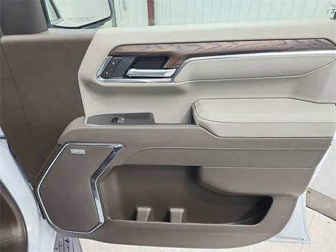 New 2026 GMC Sierra 1500 SLT image 42