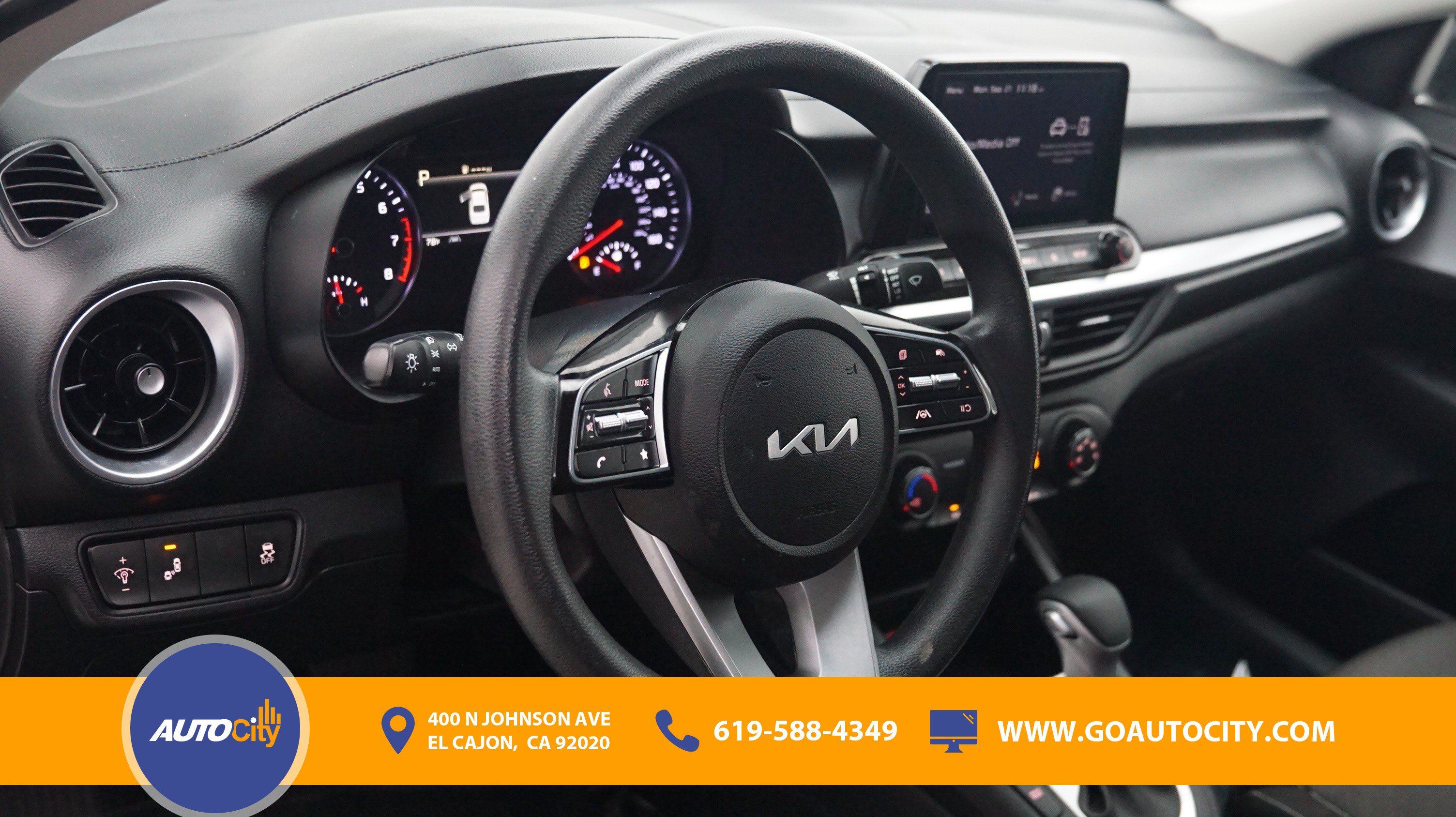 Used 2023 Kia Forte LXS w/ LXS Technology Package FWD image 17