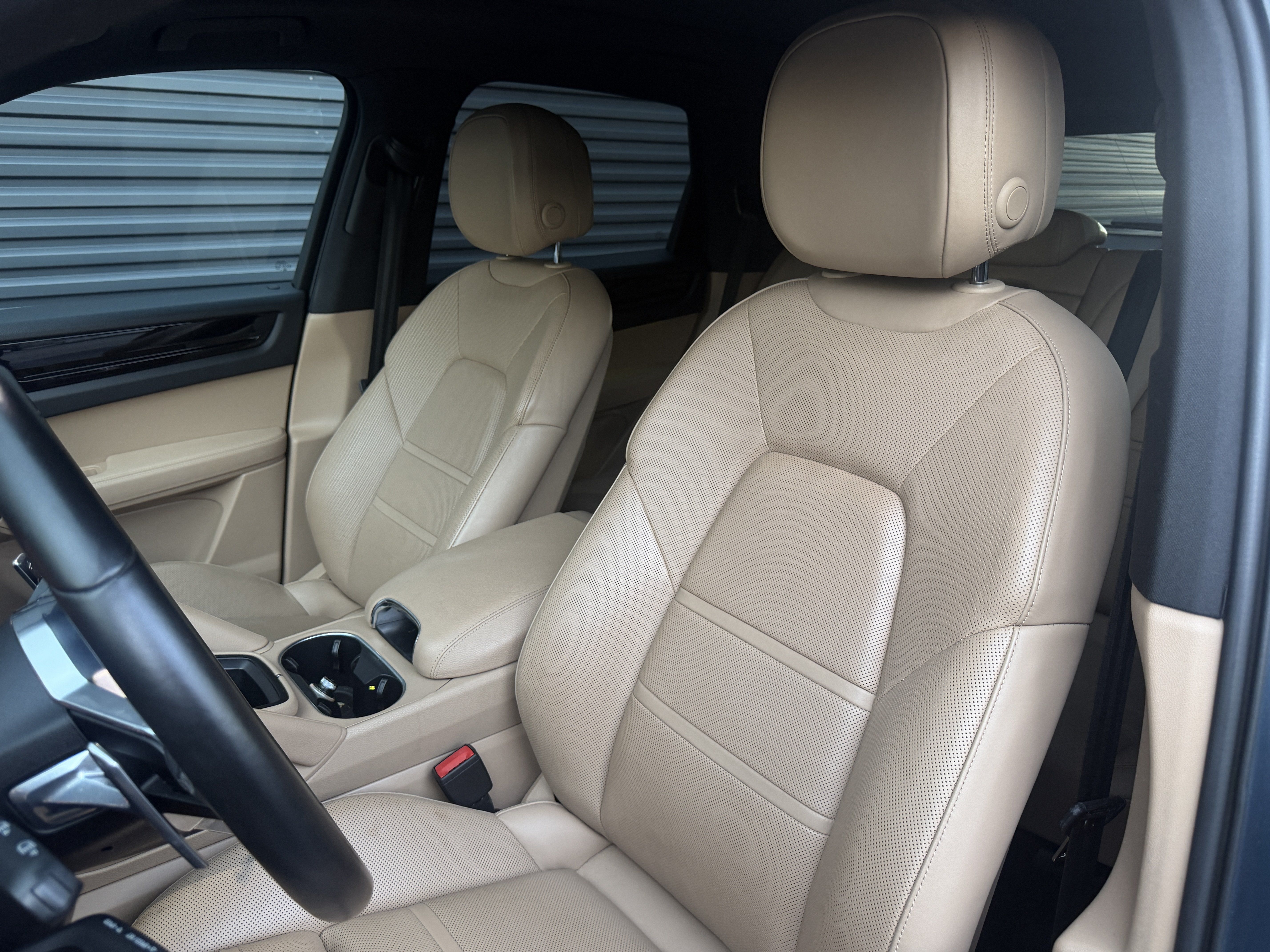 Certified 2019 Porsche Cayenne S AWD/4WD image 5
