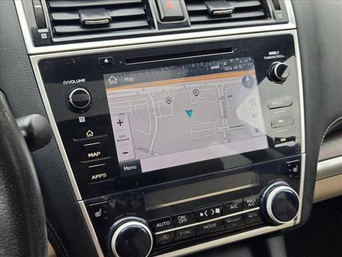 Used 2018 Subaru Outback 2.5i Limited image 10